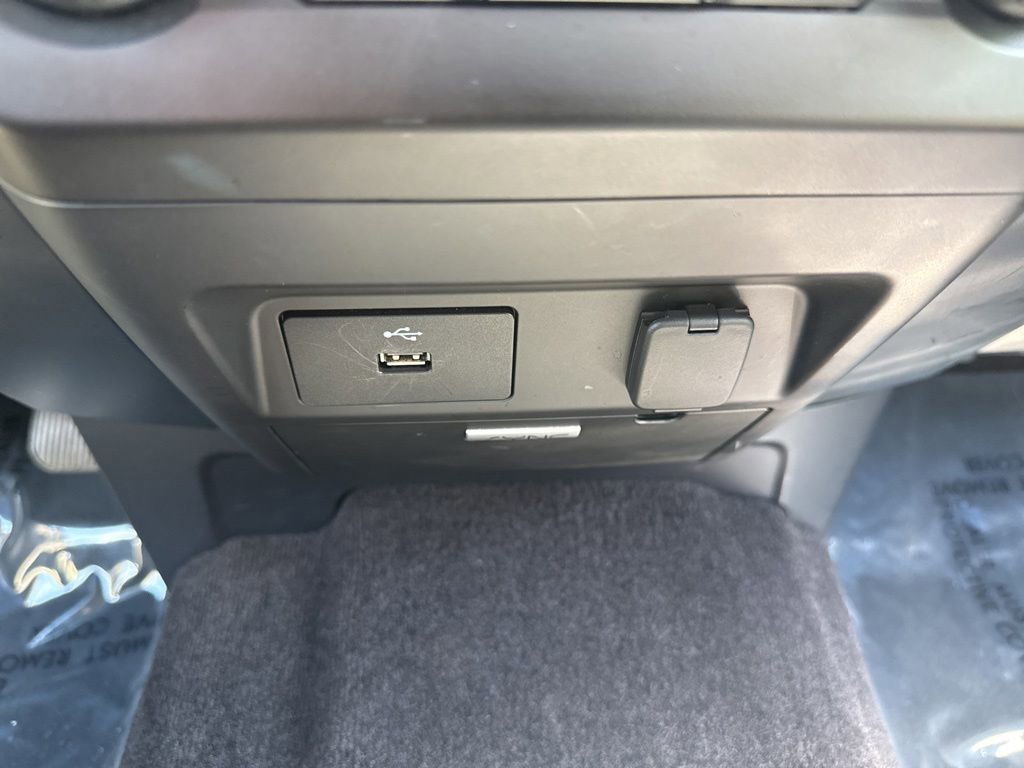 Used 2016 Ford F150 XL w/ Equipment Group 101A Mid AWD/4WD image 24