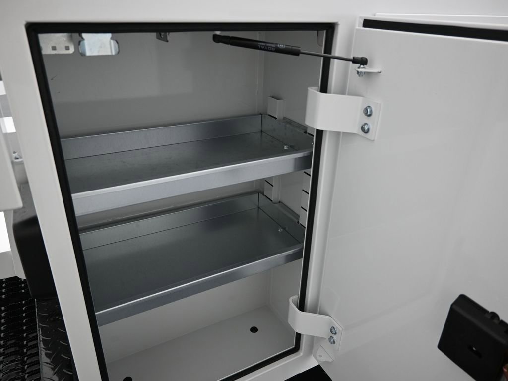 New 2026 Ford F350 XL w/ XL Chrome Package RWD image 25