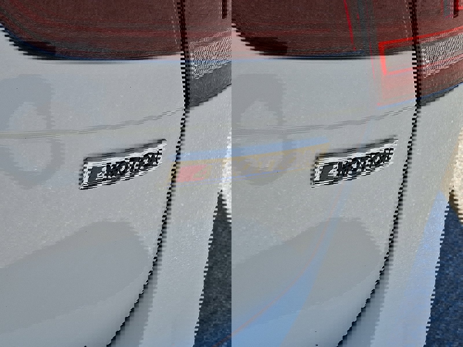 Used 2021 Volkswagen Tiguan SE R-Line image 30