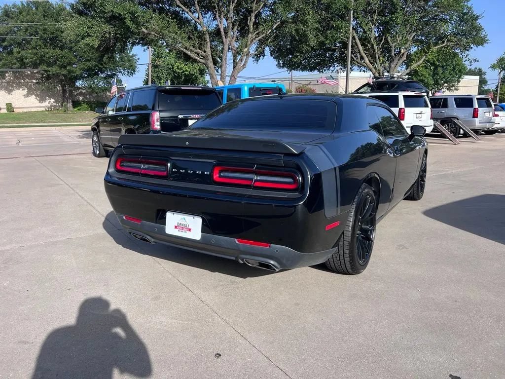 Used 2016 Dodge Challenger R/T Scat Pack RWD image 8