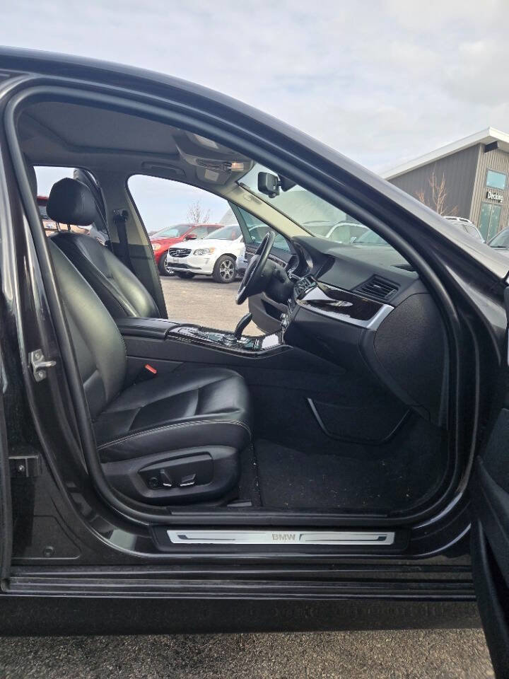 Used 2015 BMW 535i xDrive Sedan AWD/4WD image 30