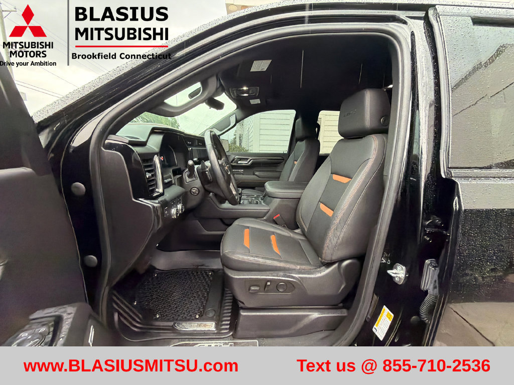 Used 2023 GMC Sierra 1500 AT4 w/ AT4 Premium Package AWD/4WD image 16