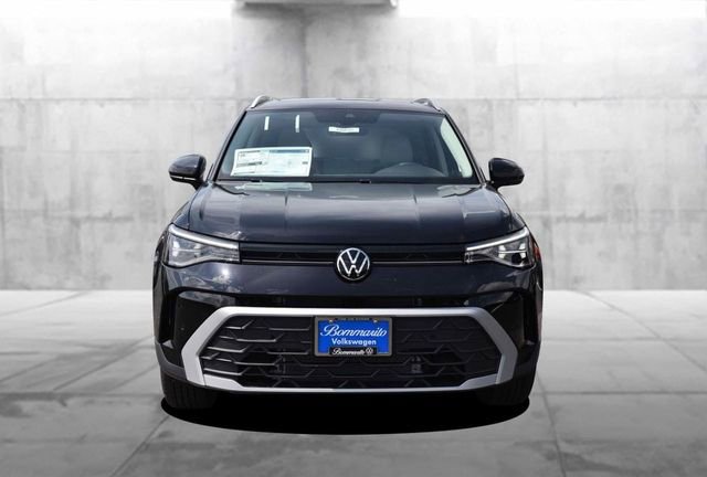 New 2026 Volkswagen Taos SE AWD/4WD image 4
