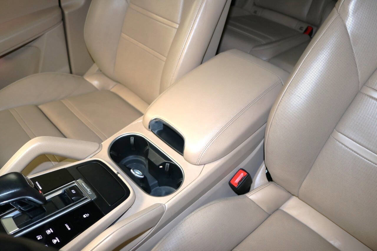 Used 2020 Porsche Cayenne AWD/4WD image 72