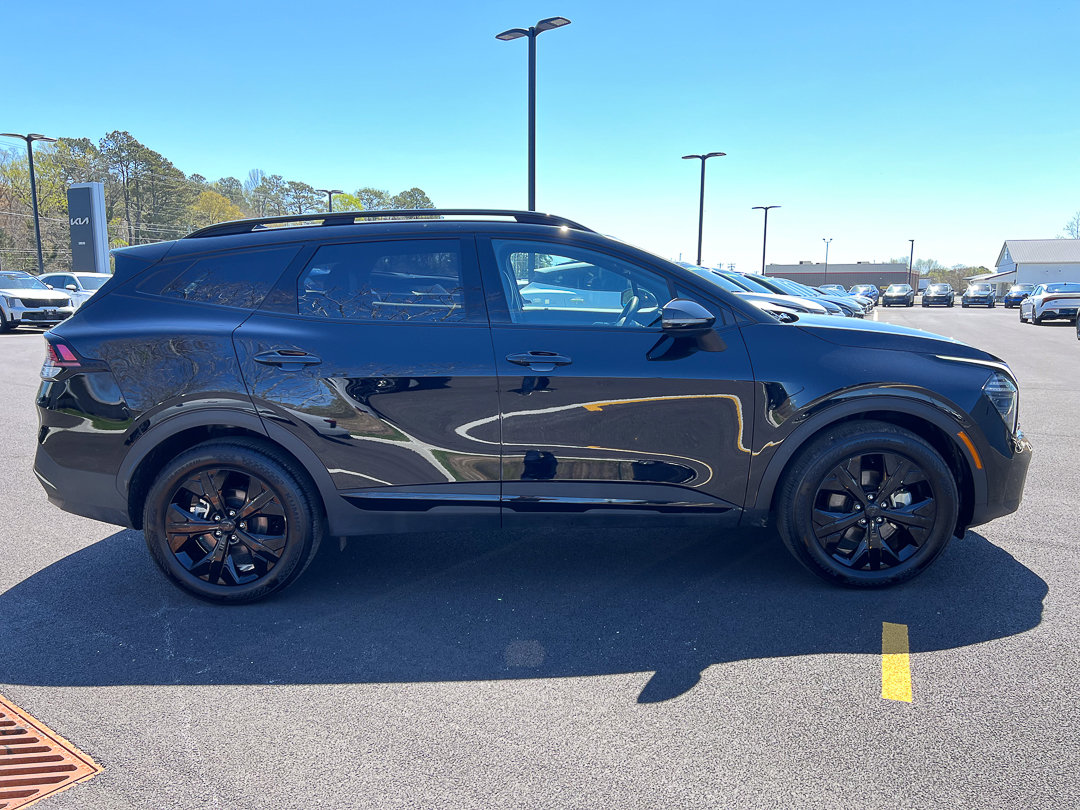 Used 2025 Kia Sportage X-Line w/ Premium Package AWD/4WD image 9