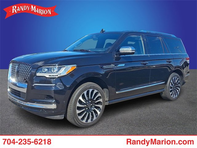 Used 2022 Lincoln Navigator Black Label image 1