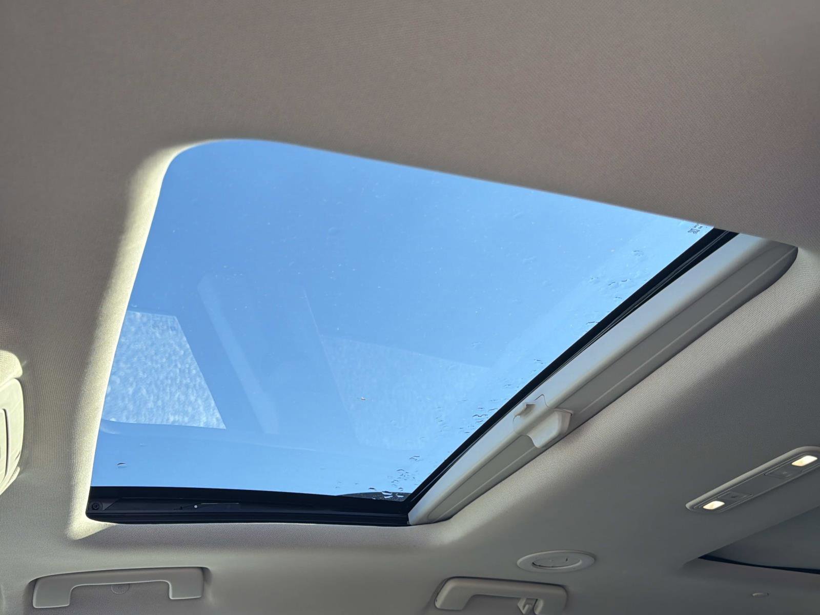 Used 2023 GMC Acadia Denali w/ Denali Ultimate Package image 18