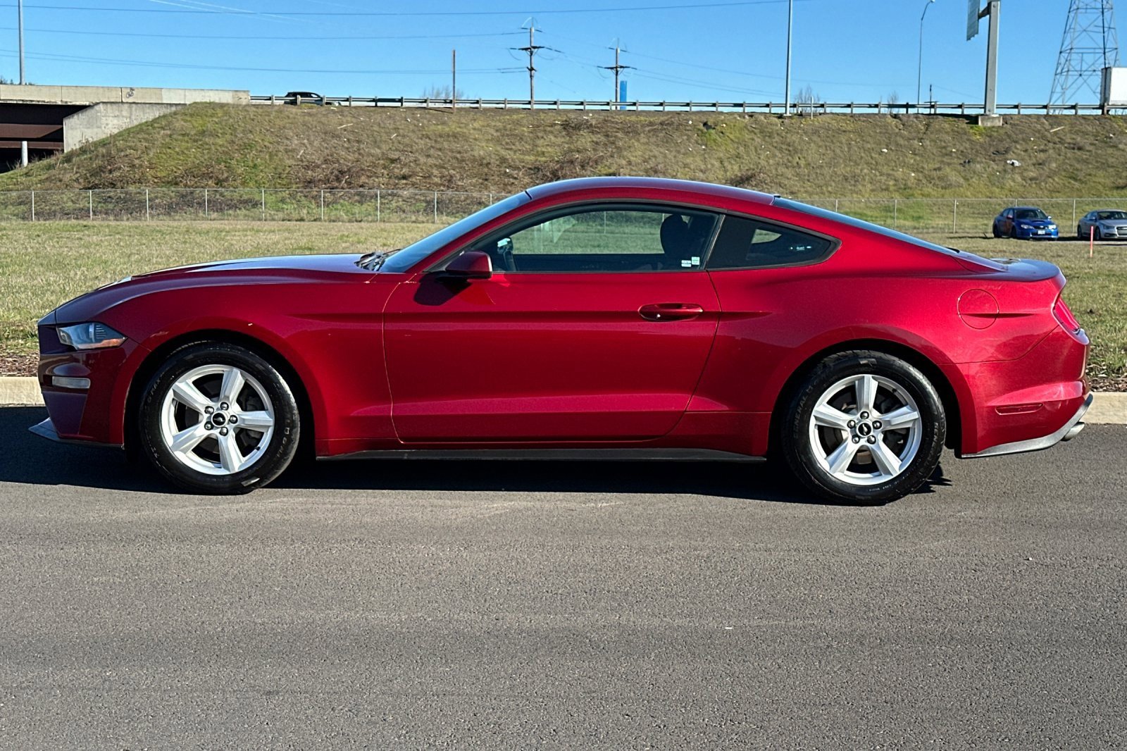 Used 2018 Ford Mustang EcoBoost image 6