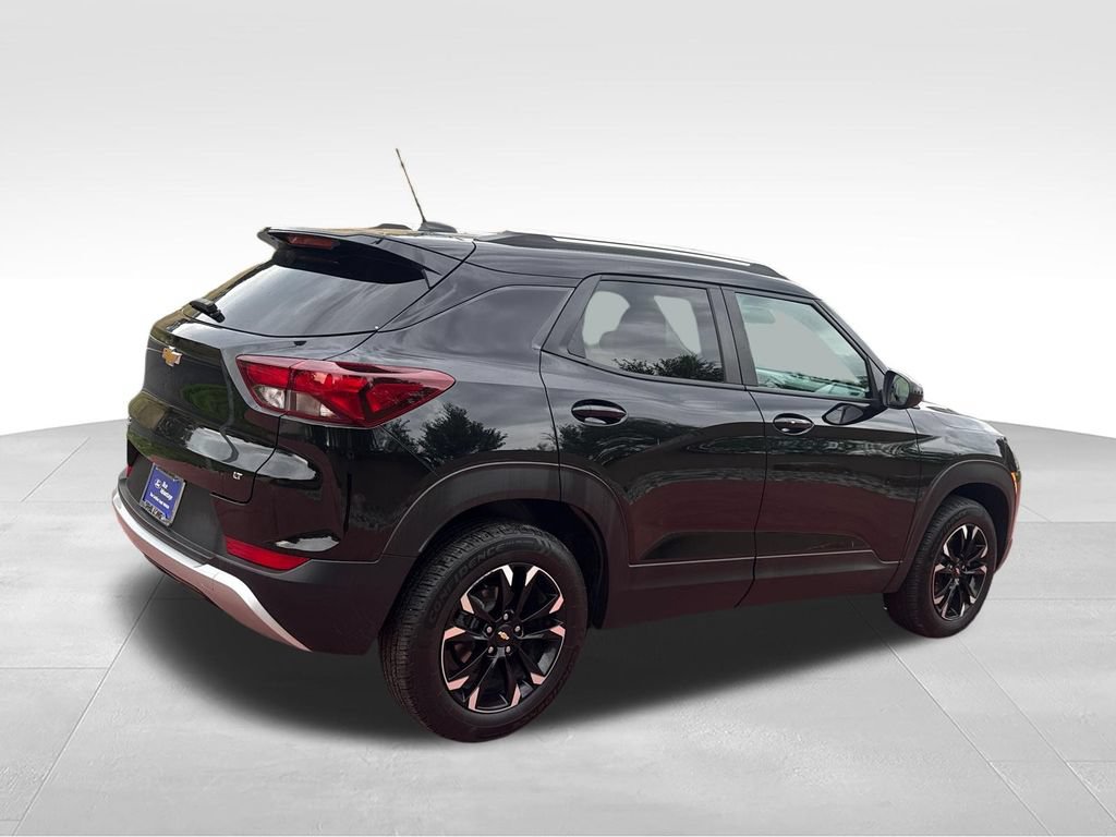 Used 2023 Chevrolet TrailBlazer LT AWD/4WD image 10
