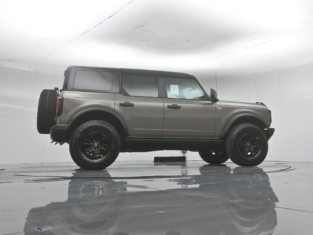 New 2026 Ford Bronco Badlands AWD/4WD image 51