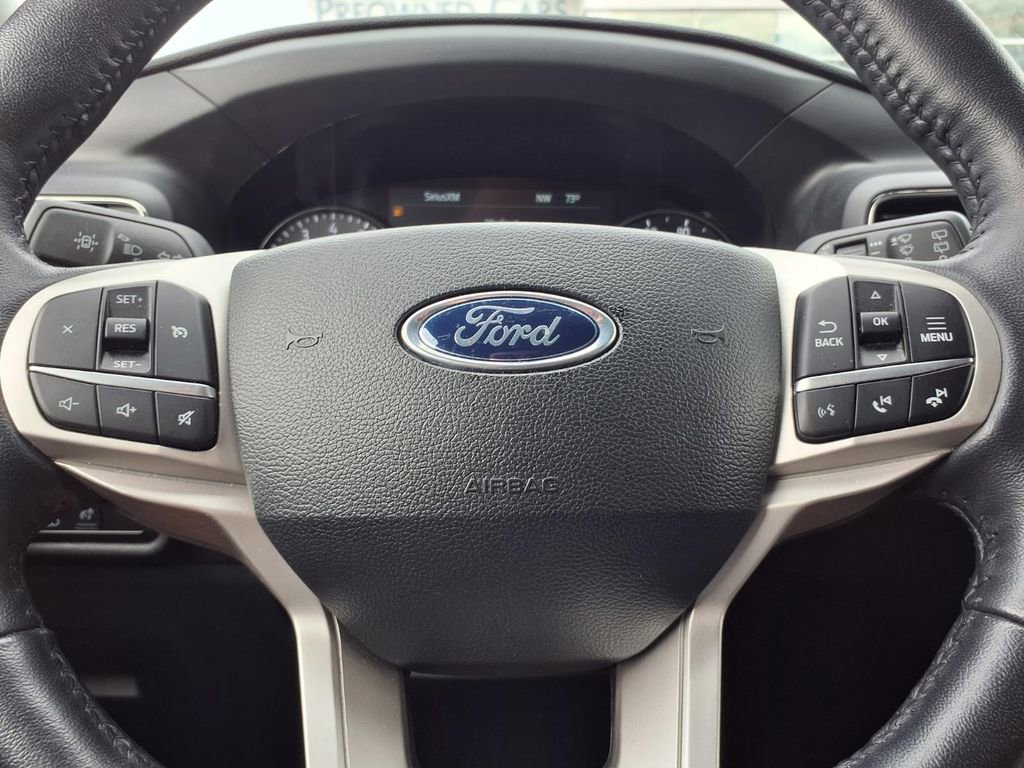 Used 2023 Ford Explorer XLT w/ Equipment Group 202A AWD/4WD image 16