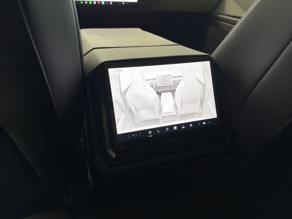Used 2025 Tesla Cybertruck AWD Crew Cab image 21