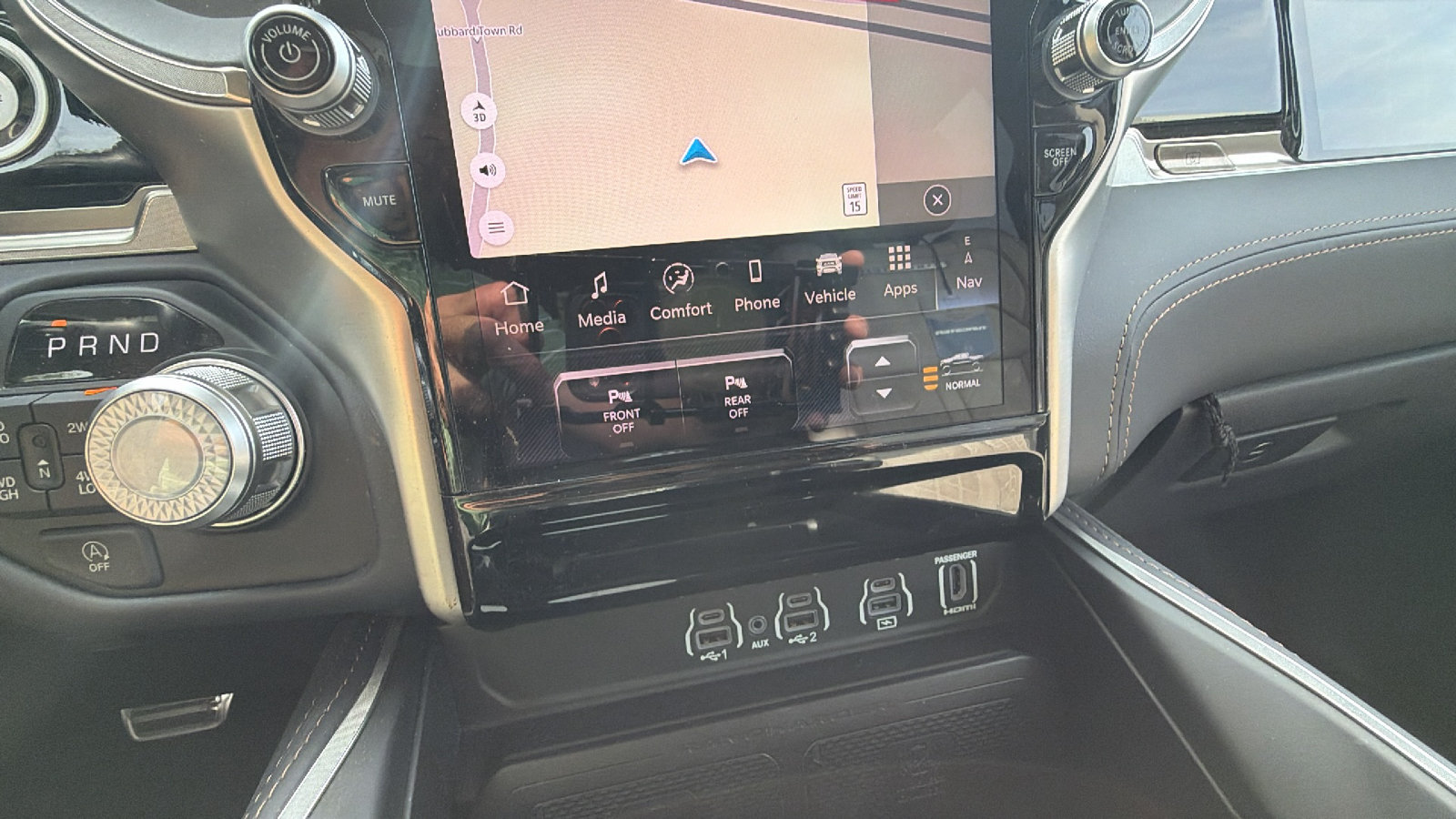 Used 2025 RAM 1500 Tungsten AWD/4WD image 34
