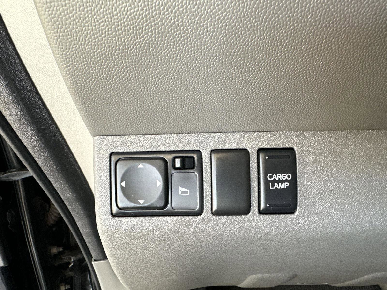 Used 2016 Nissan Frontier SV image 13