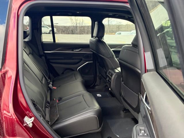 New 2026 Jeep Grand Cherokee Limited AWD/4WD image 31