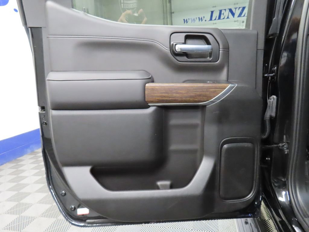 Used 2022 Chevrolet Silverado 1500 High Country w/ Technology Package image 57