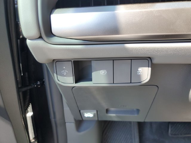 New 2027 Kia EV3 Wind FWD image 36