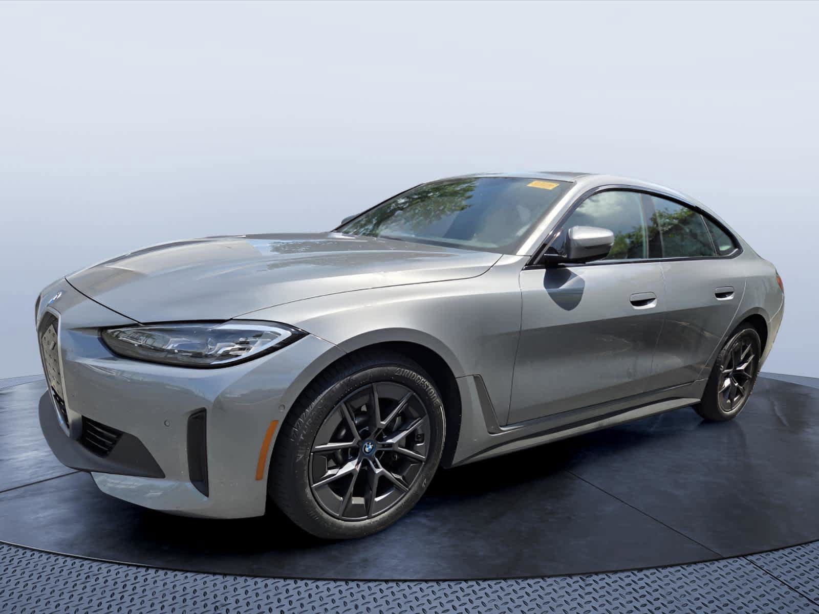Certified 2023 BMW i4 eDrive40 RWD image 3