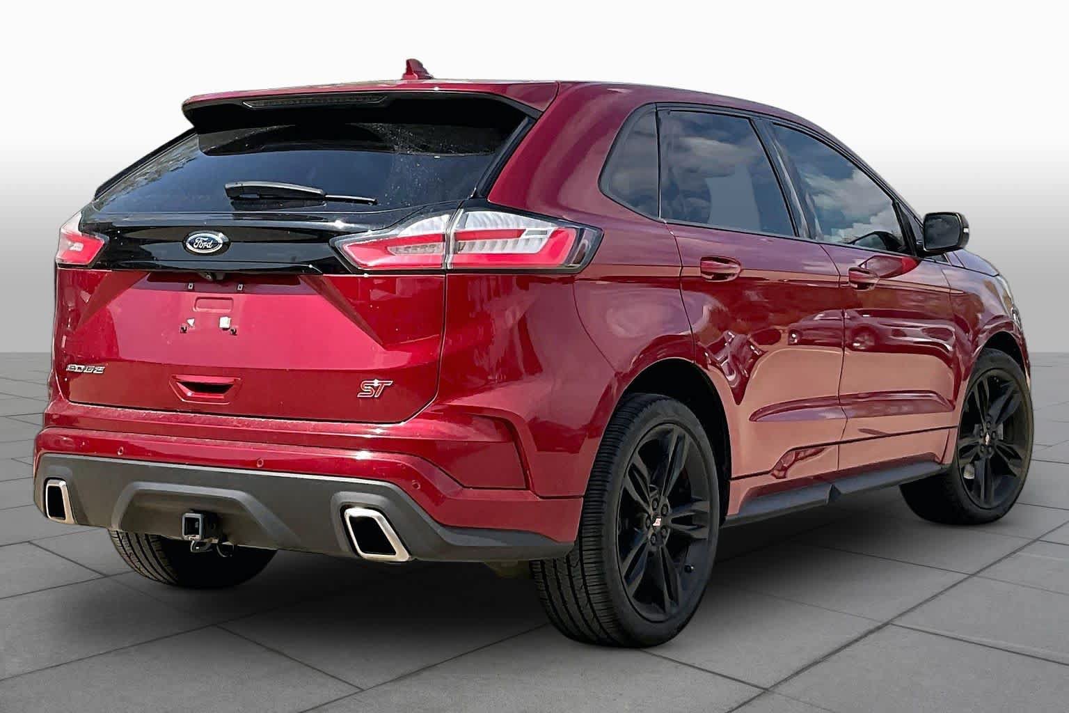 Used 2019 Ford Edge ST w/ Equipment Group 401A AWD/4WD image 12