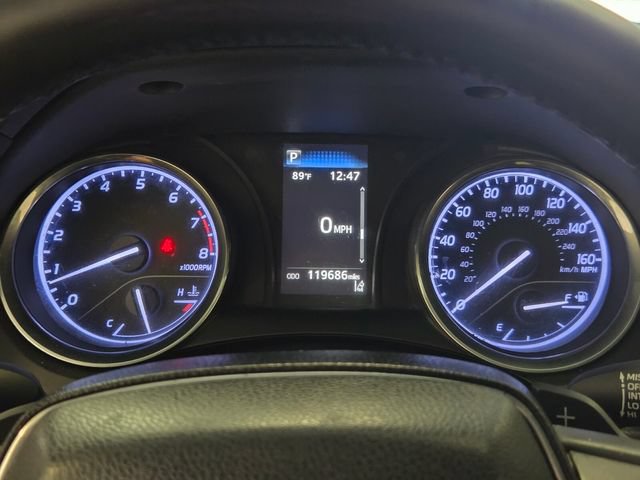 Used 2020 Toyota Camry SE FWD image 26