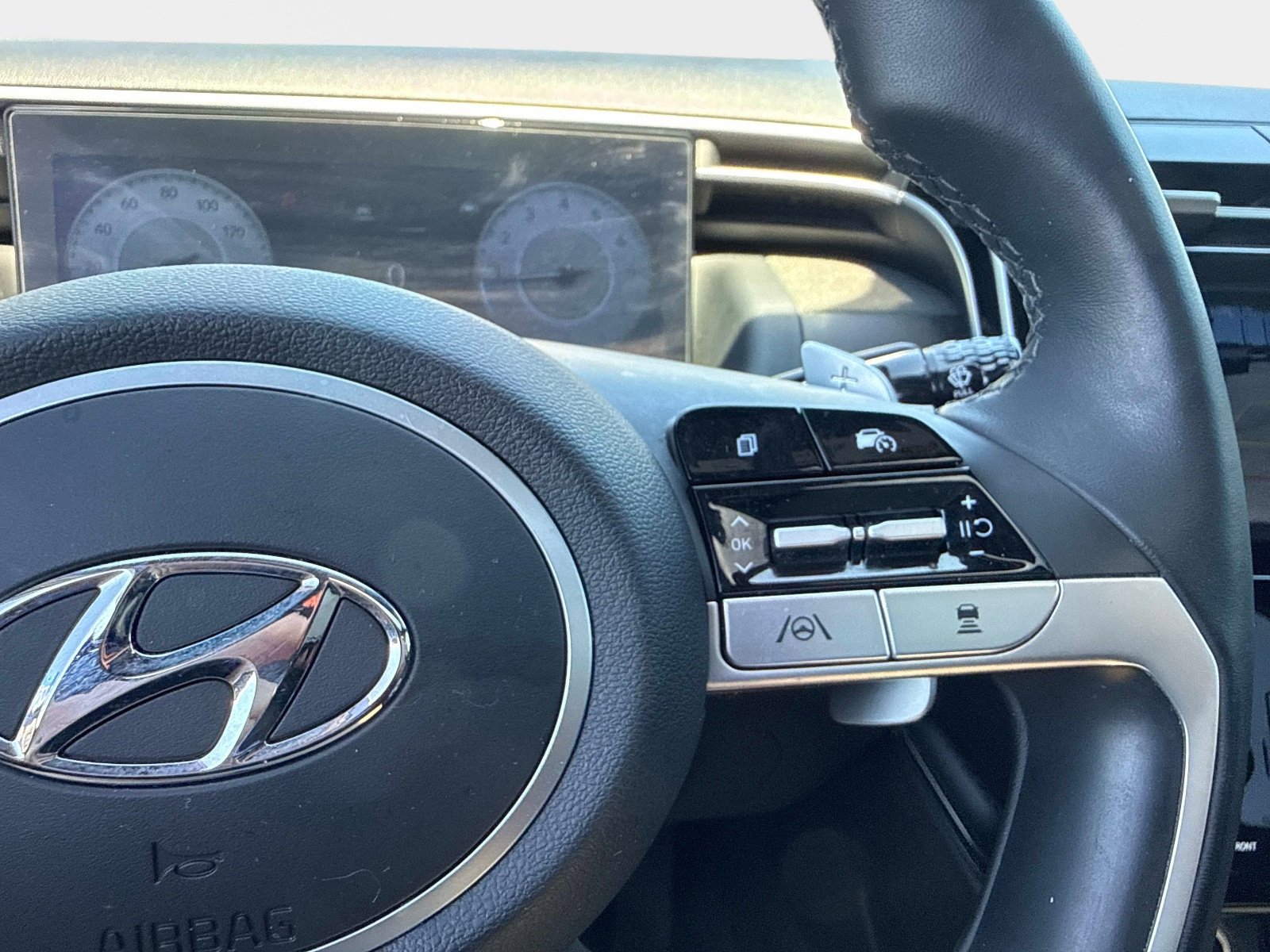 Used 2023 Hyundai Santa Cruz Limited w/ Cargo Package image 27