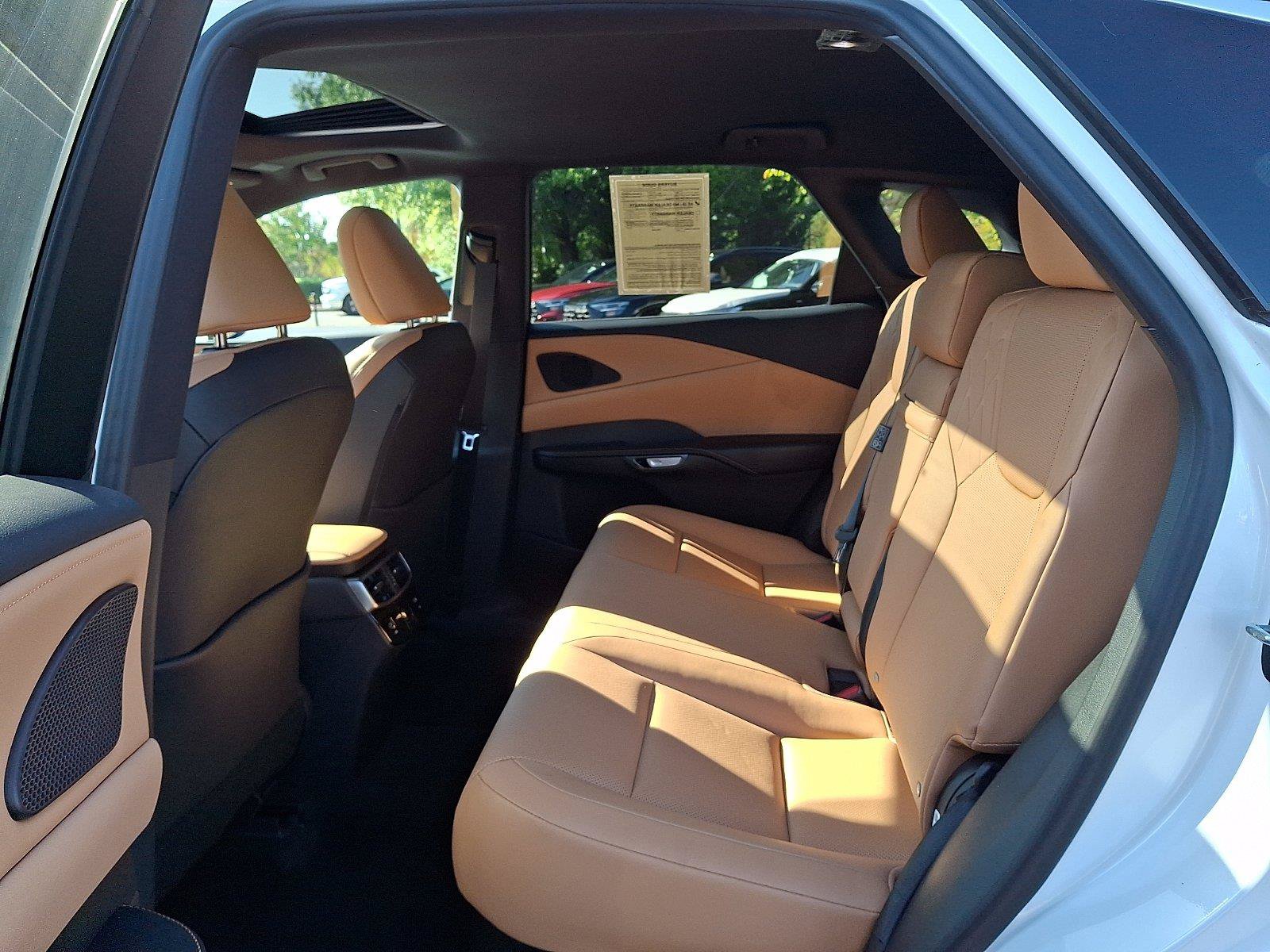 Used 2024 Lexus RX 350 Premium w/ Cold Area Package AWD/4WD image 10