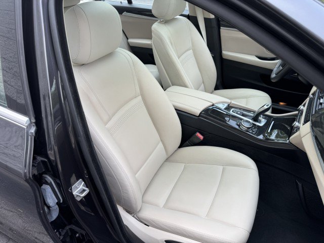 Used 2014 BMW 535d xDrive AWD/4WD image 35