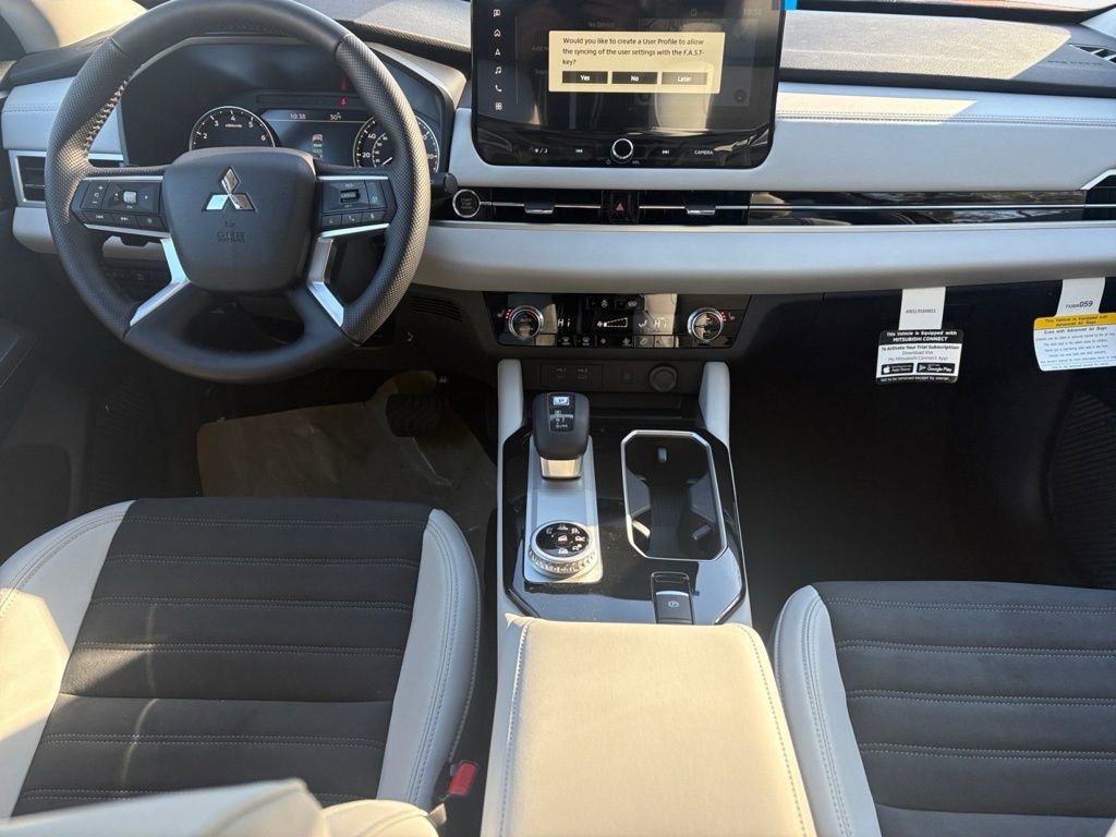 New 2026 Mitsubishi Outlander SE image 11