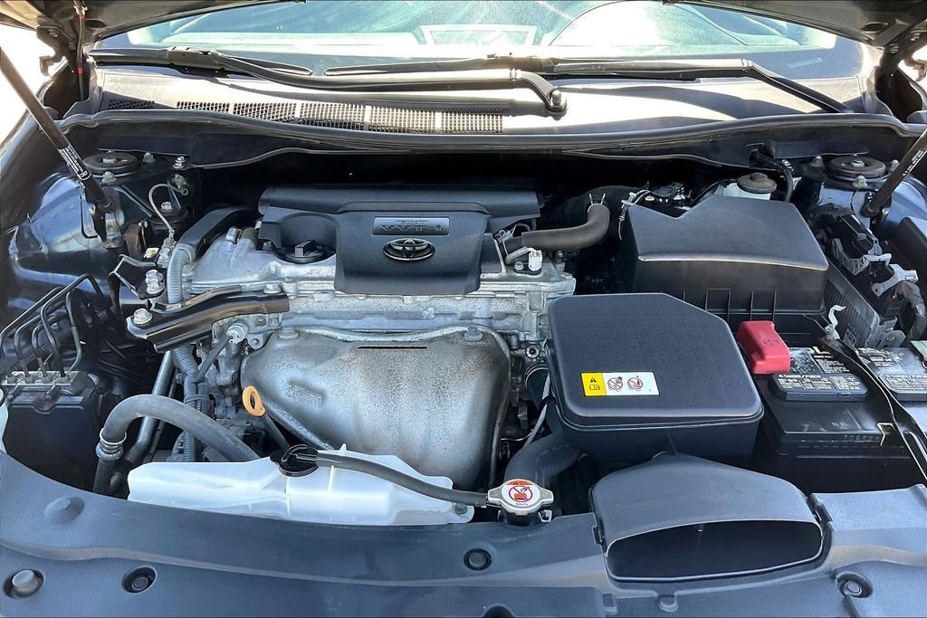Used 2017 Toyota Camry LE FWD image 31