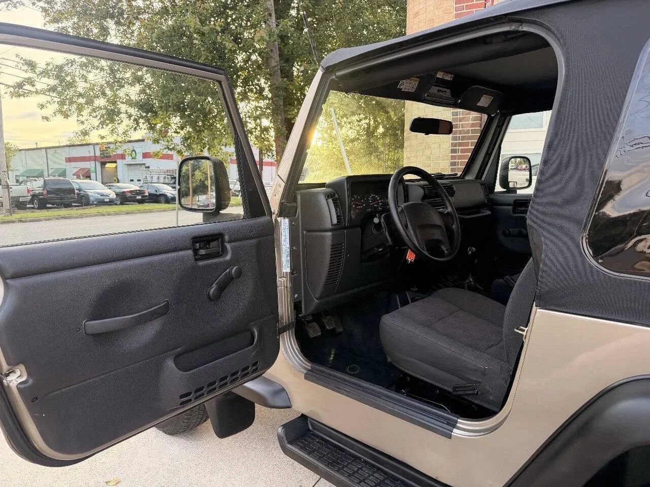 Used 2004 Jeep Wrangler X w/ Wheel Plus Group AWD/4WD image 10