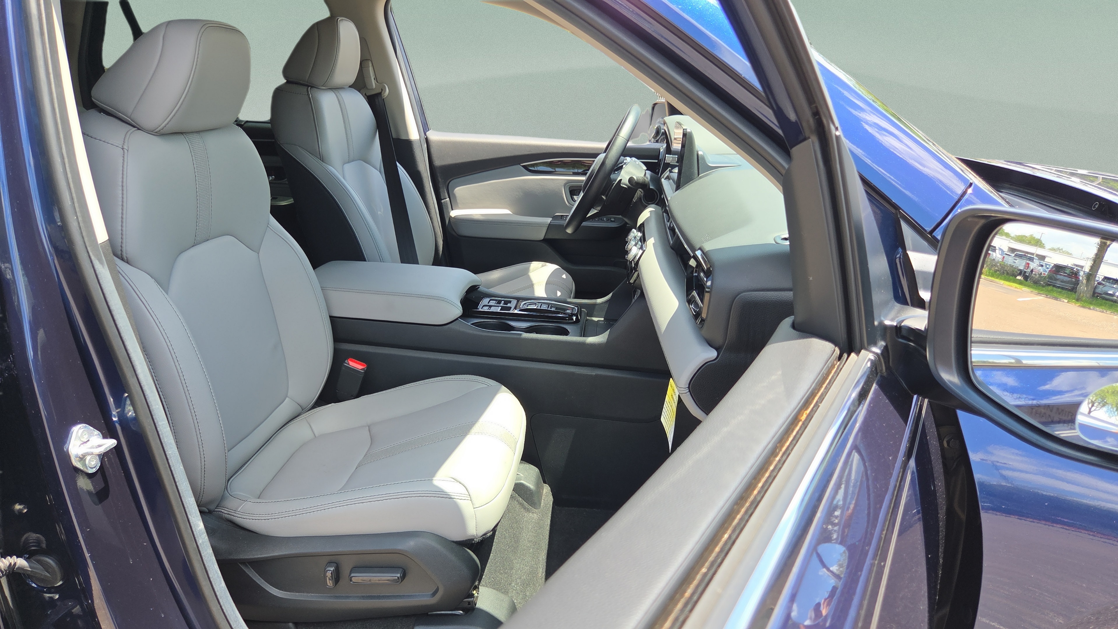 Certified 2025 Honda Pilot EX-L image 17