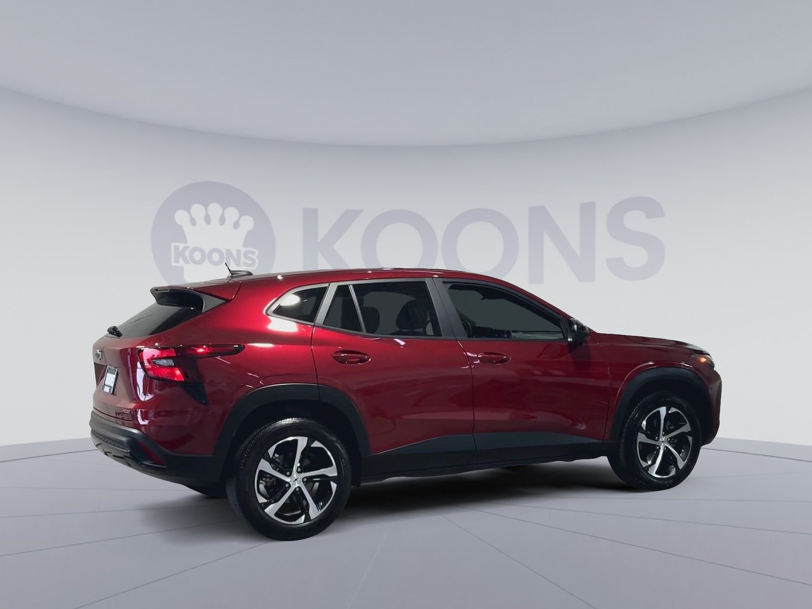Used 2024 Chevrolet Trax RS FWD image 2