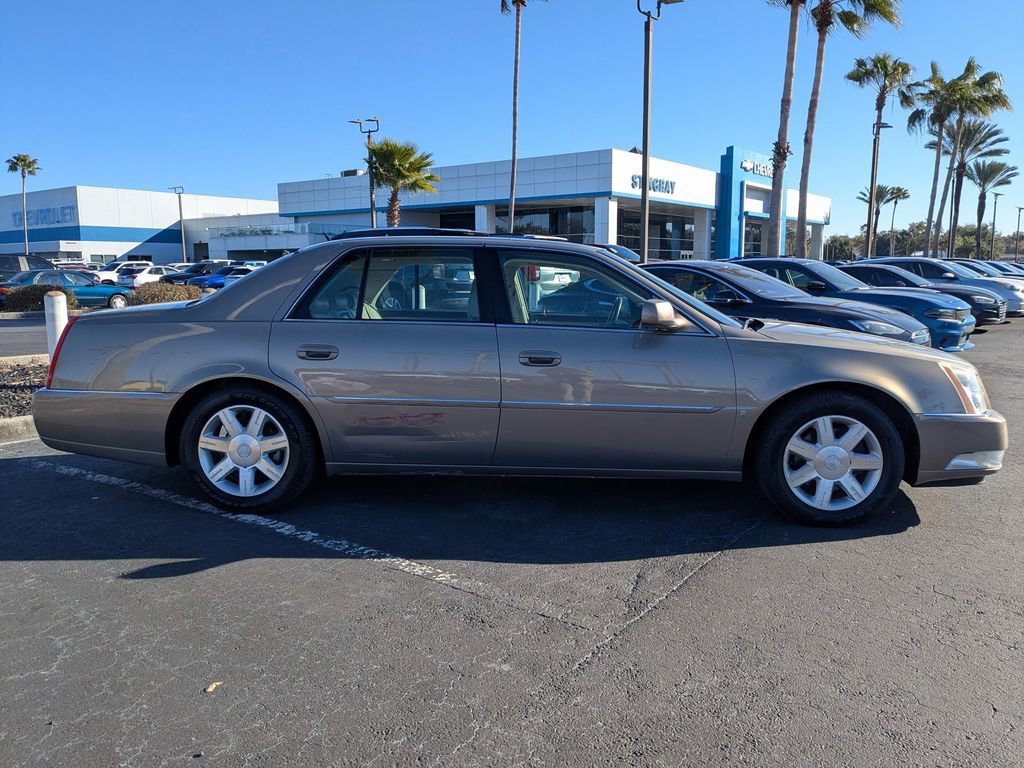 Used 2007 Cadillac DTS Luxury I image 3