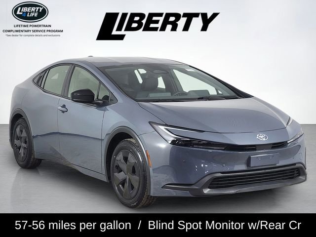 Used 2025 Toyota Prius LE image 1