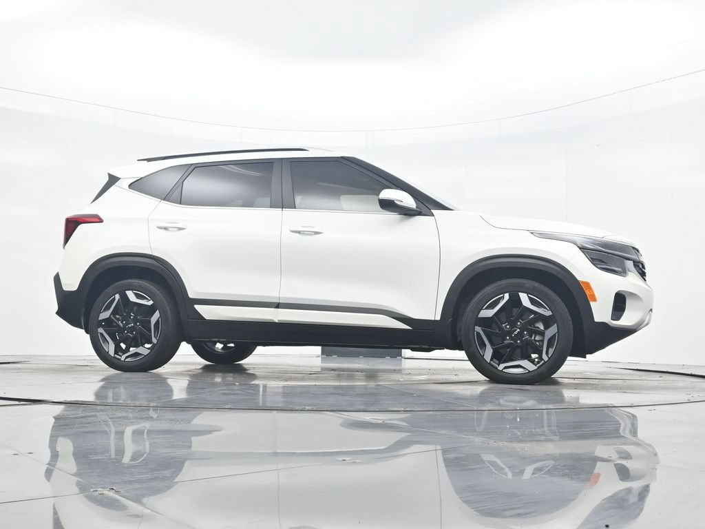 Used 2024 Kia Seltos SX w/ SX Sunroof Package AWD/4WD image 33