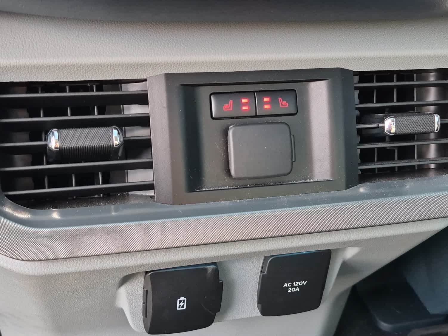 Used 2023 Ford F150 Limited AWD/4WD image 8