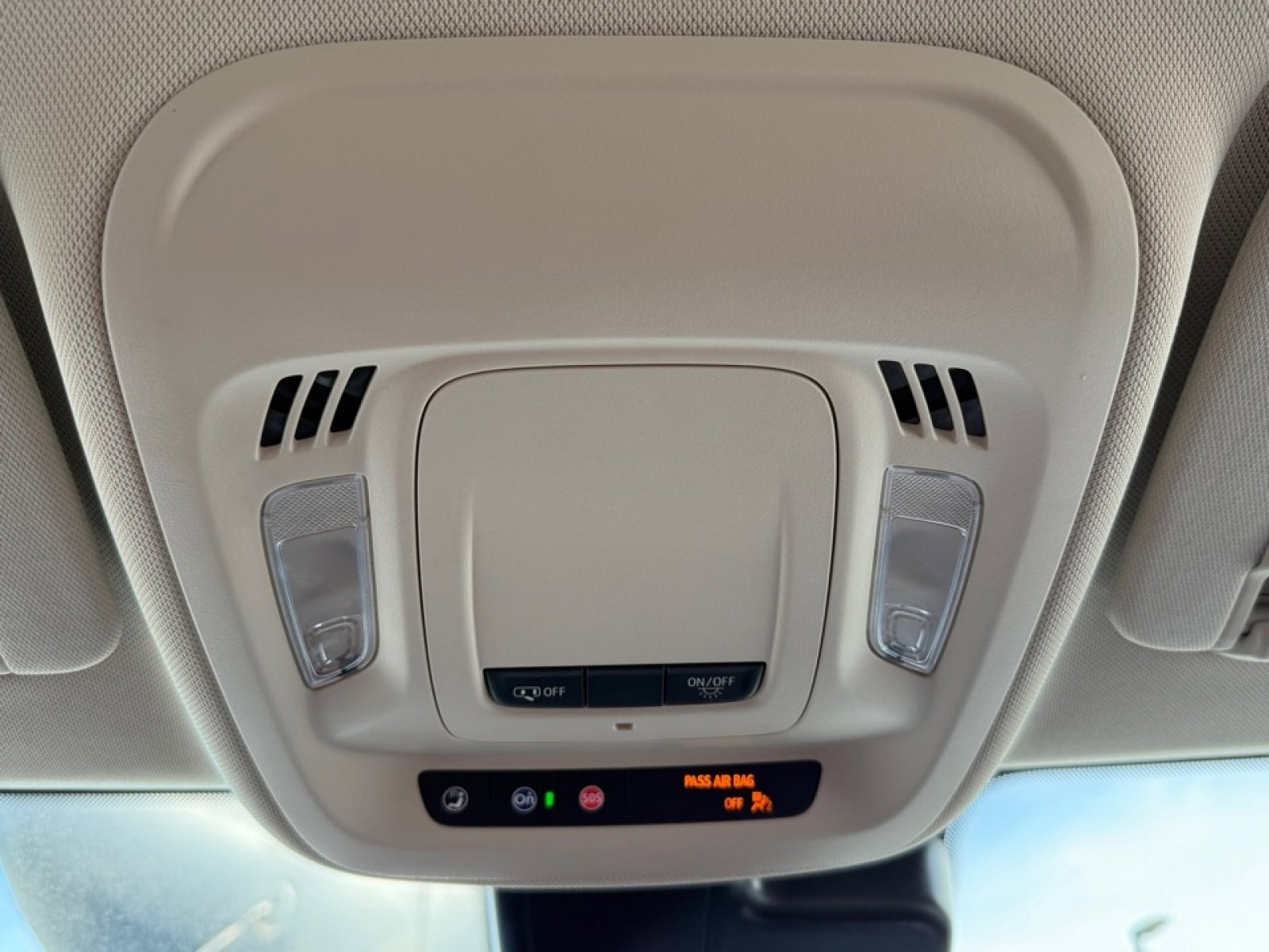 Used 2023 Buick Envision Preferred AWD/4WD image 32