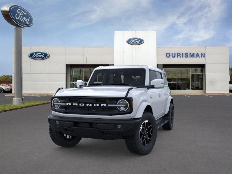 New 2025 Ford Bronco Outer Banks image 3