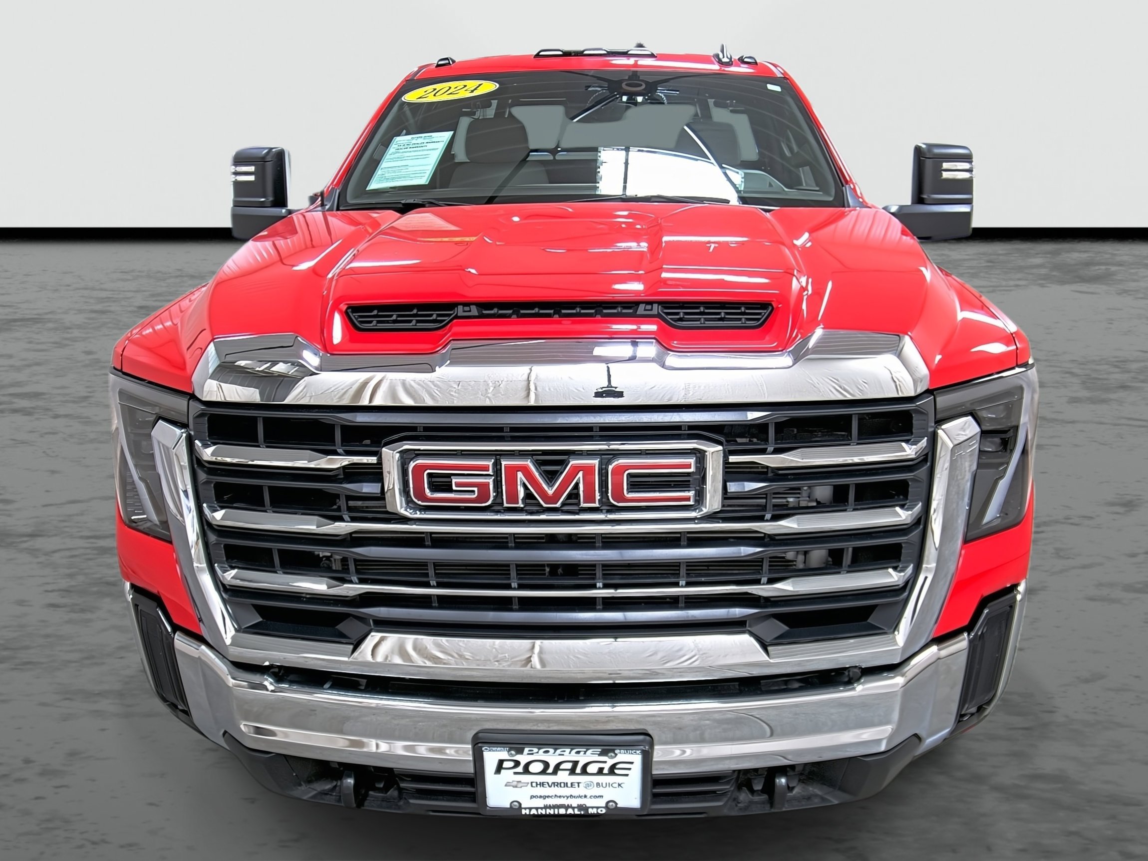 Used 2024 GMC Sierra 3500 SLE w/ SLE Convenience Package image 6