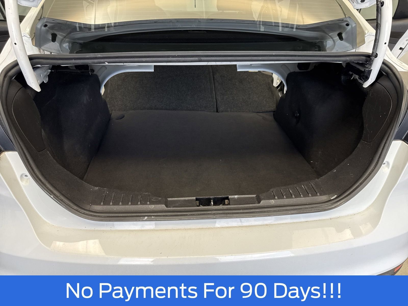 Certified 2018 Ford Focus SE image 36