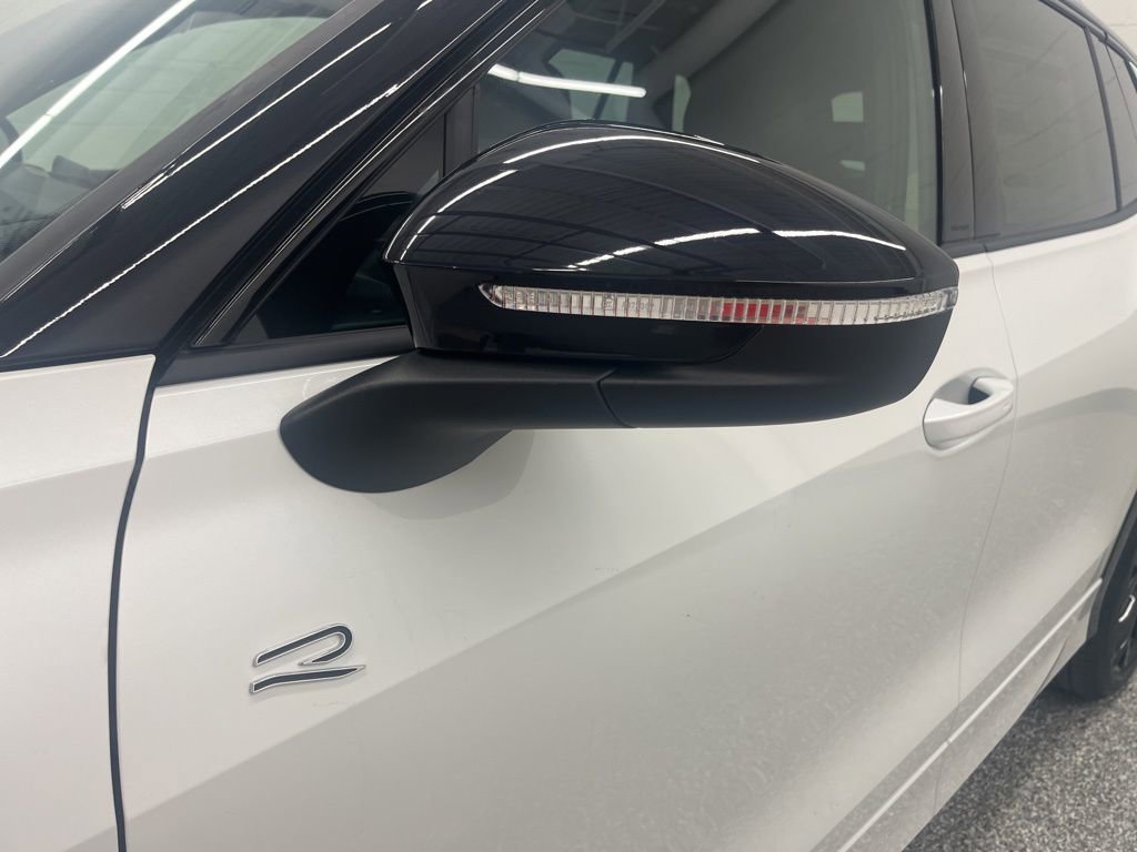 New 2026 Volkswagen Tiguan SE R-Line FWD image 11