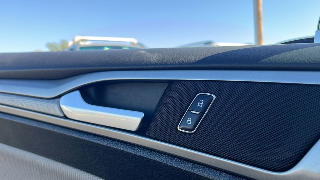 Used 2017 Ford Fusion S image 13