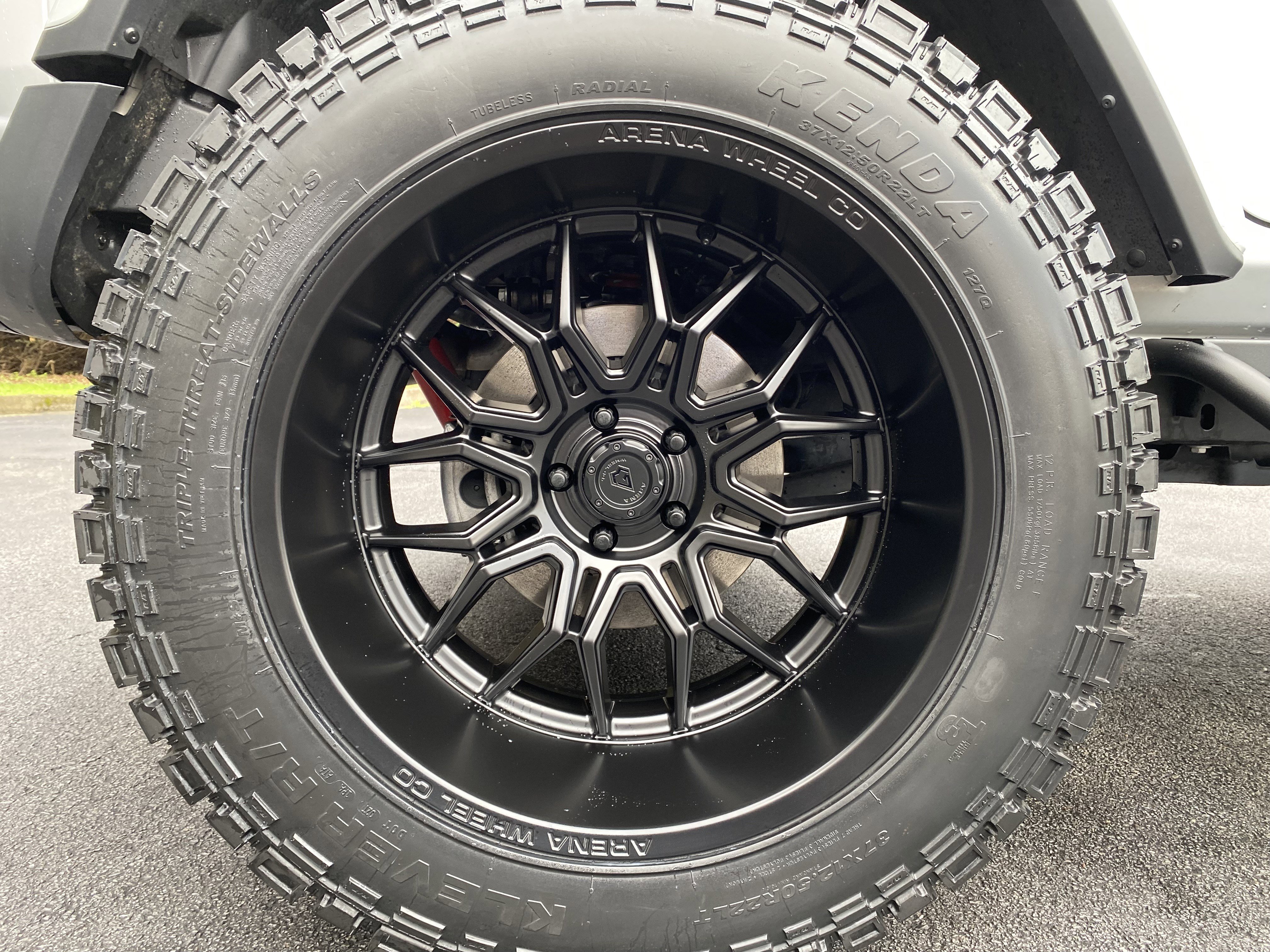 Used 2024 Jeep Wrangler Unlimited Rubicon 4xe image 13