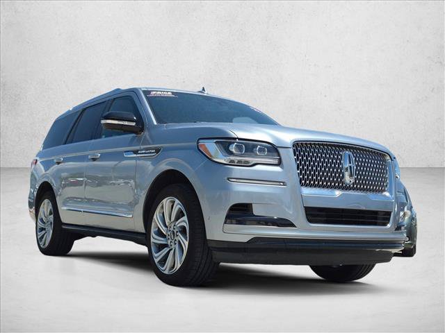 Used 2023 Lincoln Navigator Reserve AWD/4WD video 3