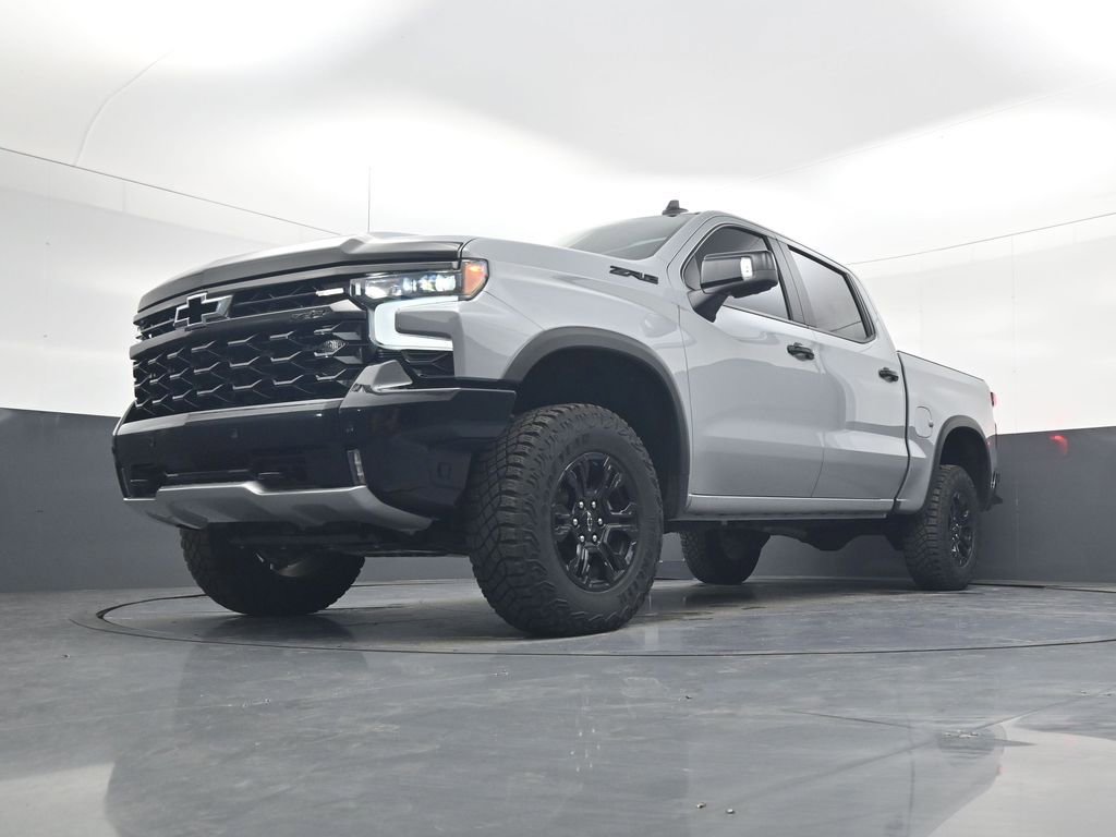 Used 2025 Chevrolet Silverado 1500 ZR2 w/ Dark Appearance Package image 26