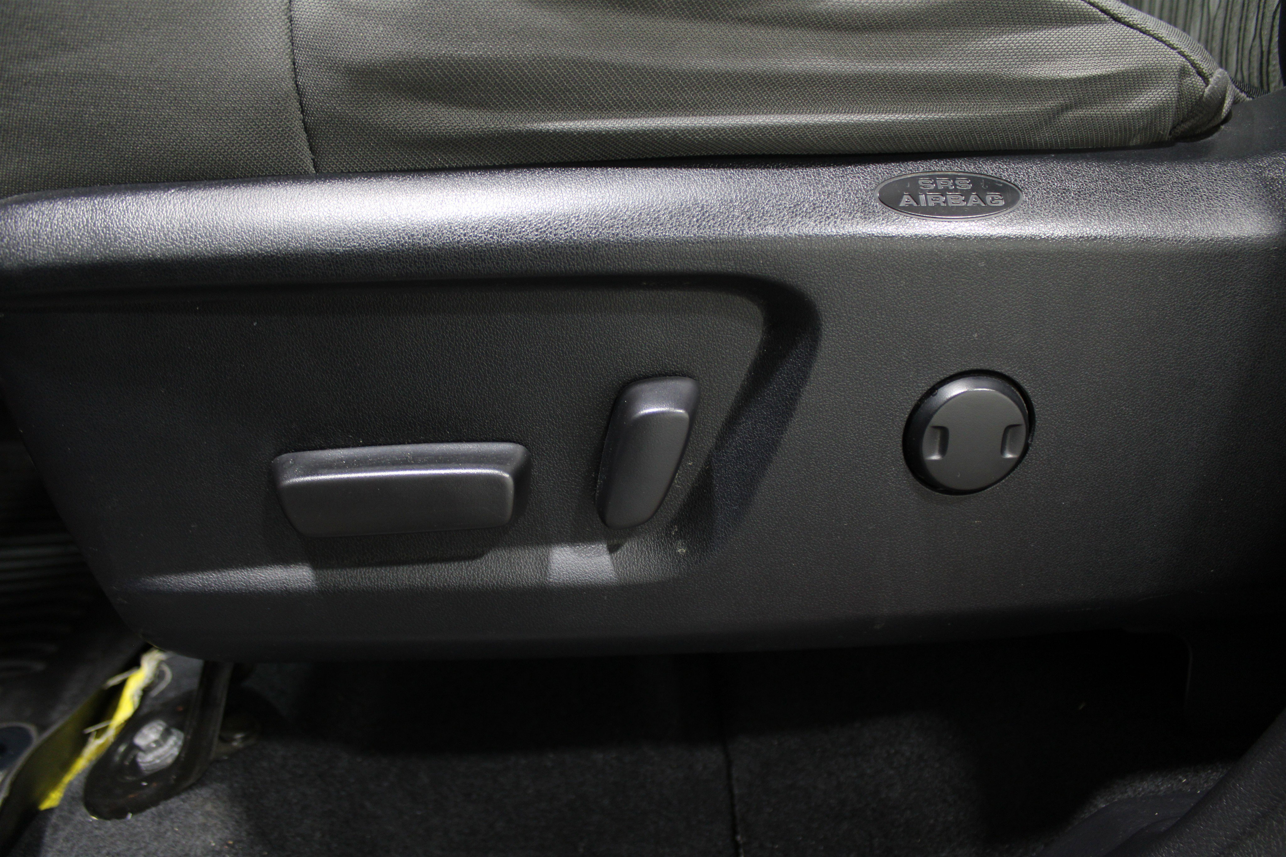 Used 2019 Toyota Tundra SR5 image 4