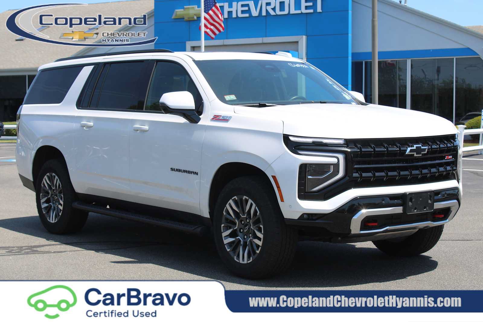 Certified 2025 Chevrolet Suburban Z71 w/ Comfort Package AWD/4WD image 1