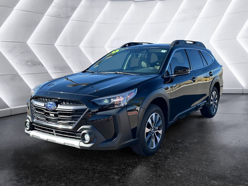 Used 2025 Subaru Outback Limited image 3