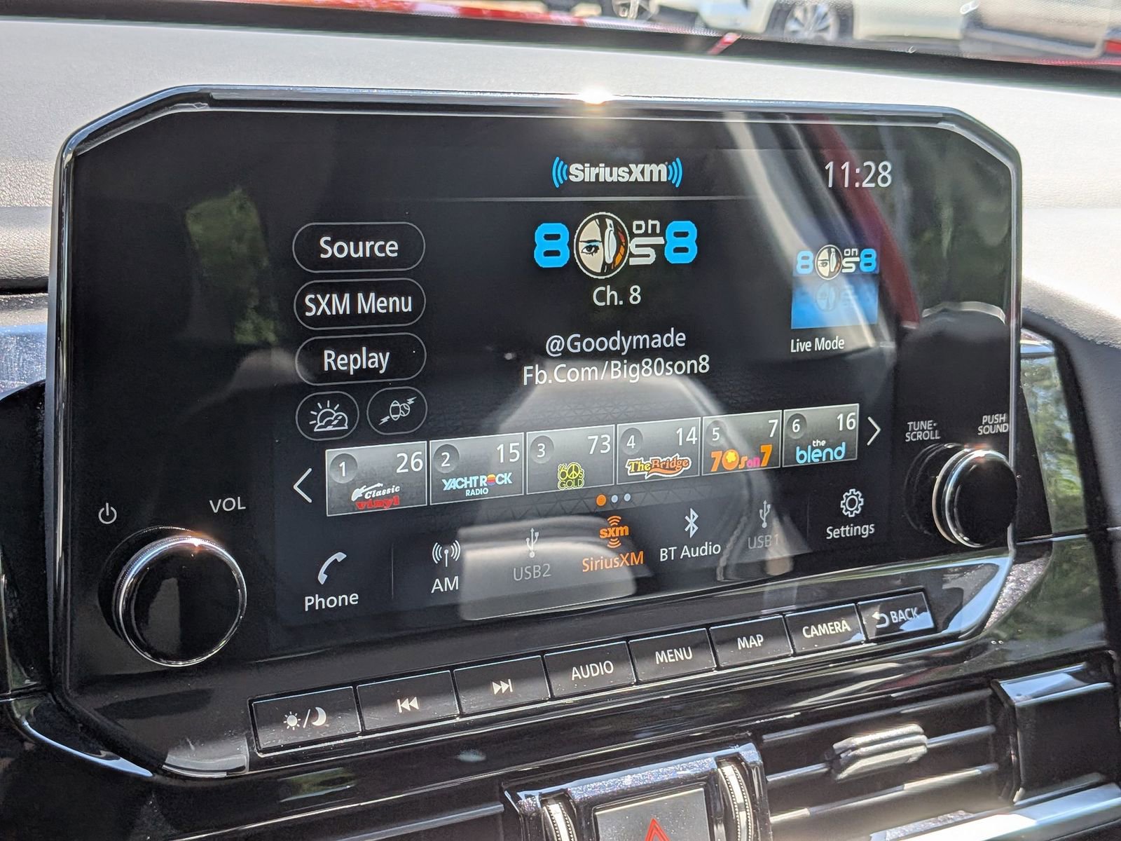 Used 2023 Nissan Pathfinder SL AWD/4WD image 22