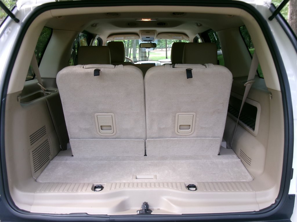 Used 2010 Mercury Mountaineer AWD image 32